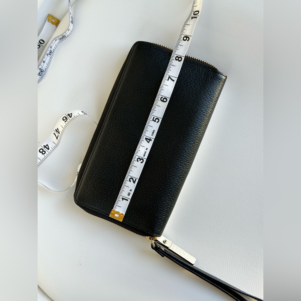 Kate Spade NY Women's Wristlet Wallet Clutch Zip Closure Black Off White Leather - Picture 10 of 15